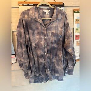 Old Navy button up top